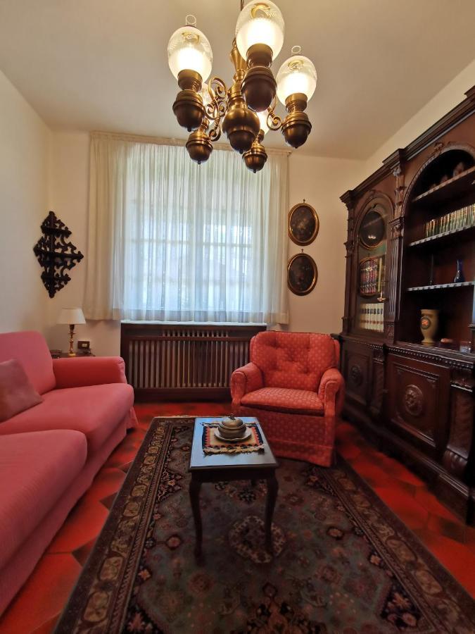 Casa Vacanze - Residenza Elvezia ตีราโน ภายนอก รูปภาพ