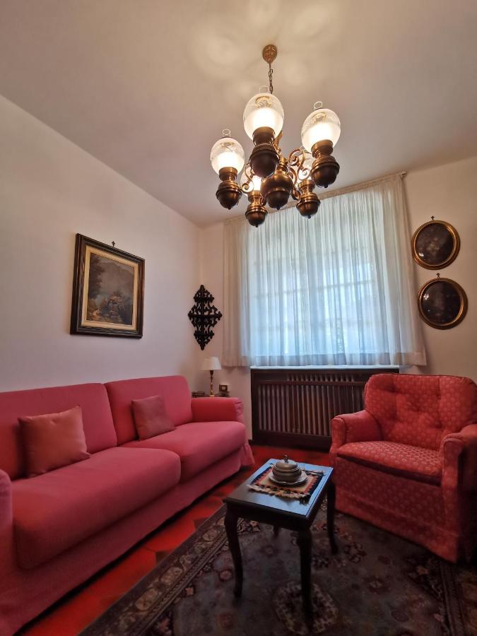 Casa Vacanze - Residenza Elvezia ตีราโน ภายนอก รูปภาพ