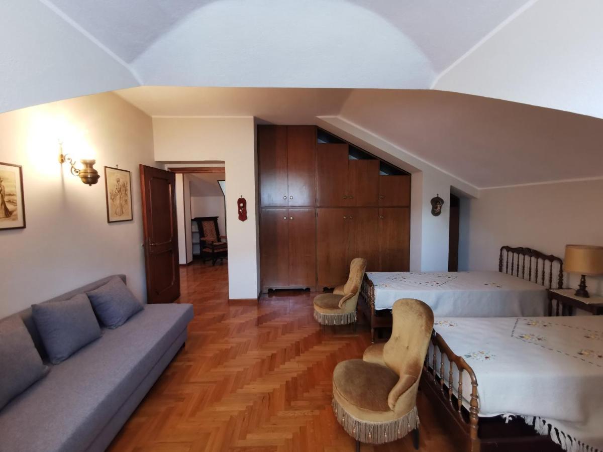Casa Vacanze - Residenza Elvezia ตีราโน ภายนอก รูปภาพ
